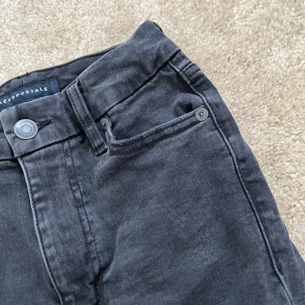 Aeropostale Faded Black Distressed Super High-Rise Curvy Jegging Size:  0R